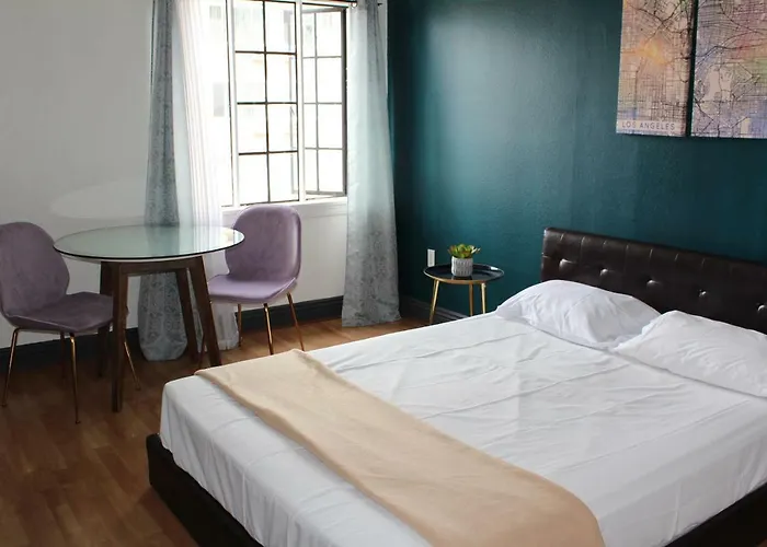 Libra Hotel