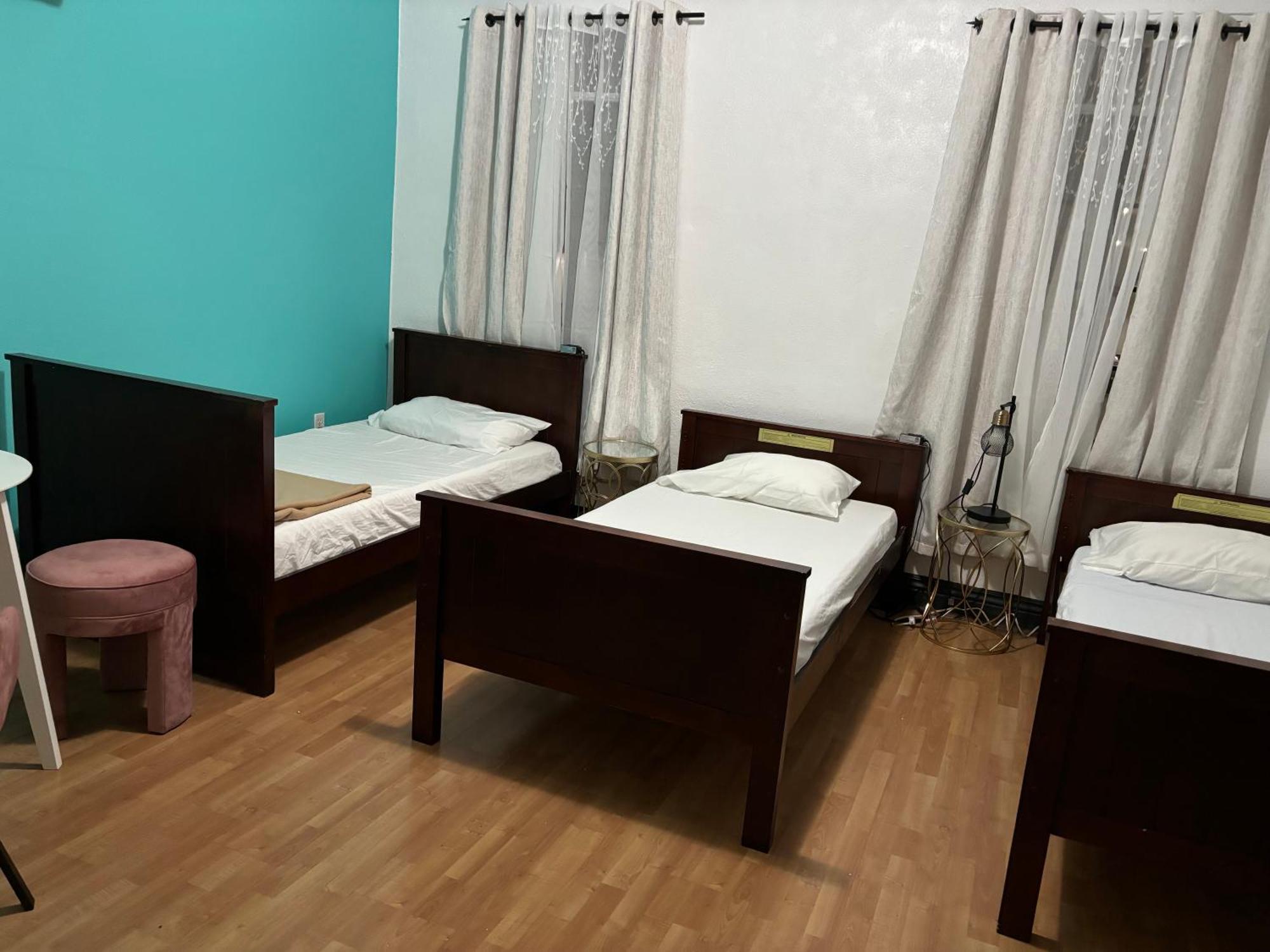 Libra (adults Only) Hostel